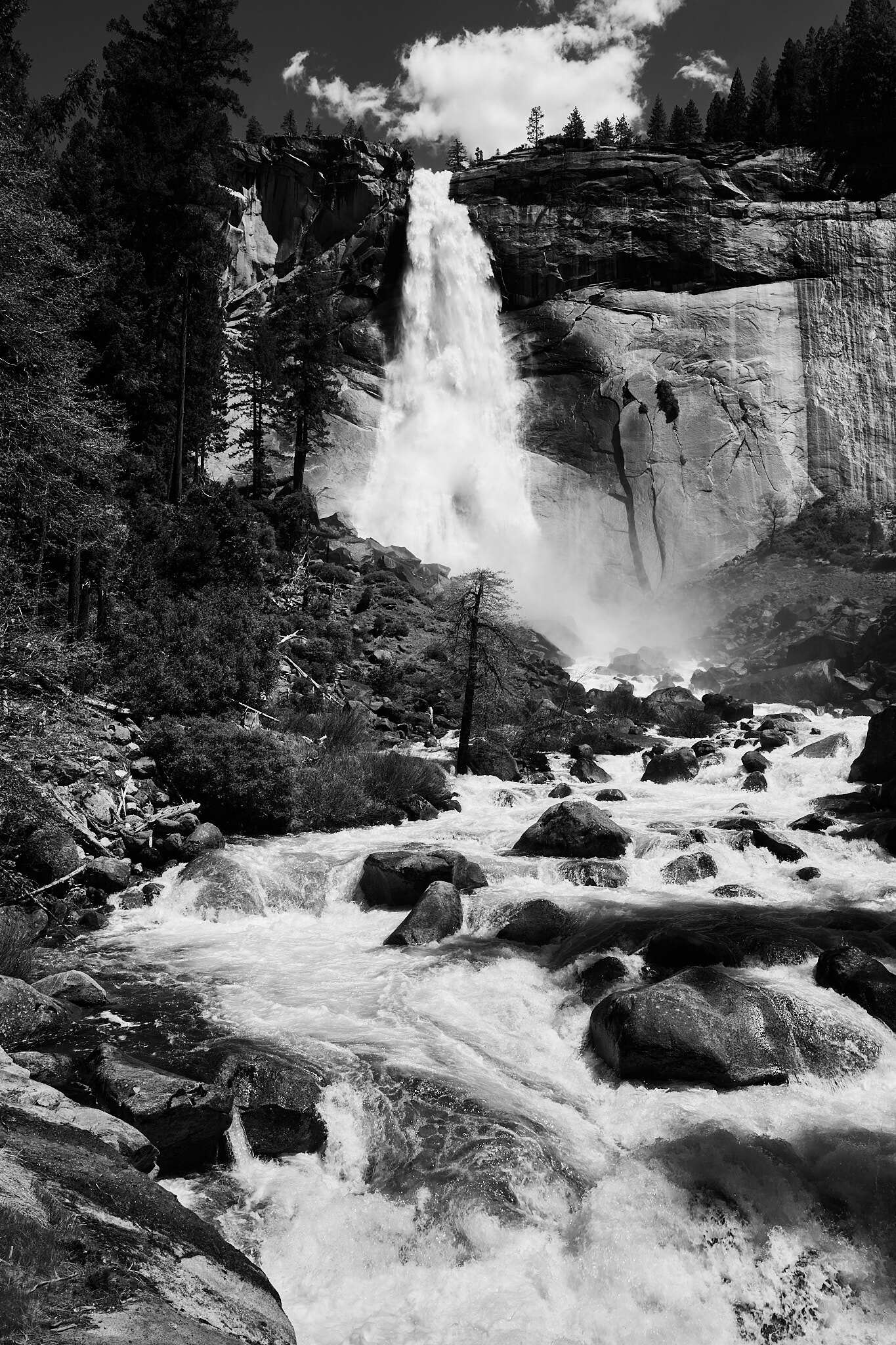 nevada-falls-yosemite-national-park-lp-workshops